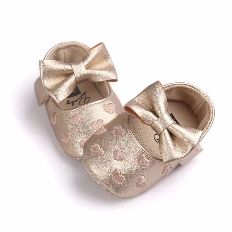 Pudcoco одежда для маленьких девочек, для тех, кто только начинает ходить, с очаровательным принтом сердца Одежда для новорожденных девочек, детская обувь для маленьких девочек, мягкая подошва, с бантом Повседневное детская обувь