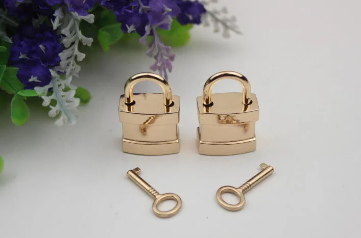 

6pcs/lot Luggage hardware accessories lock accessories hang act the role ofing pale golden decorate the padlock the trumpet