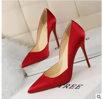 Женские туфли-лодочки; новейшая модель; Классические атласные туфли на высоком каблуке 11 см; Фетиш; качественная шелковая женская свадебная обувь; летние зеленые пикантные женские туфли-лодочки в гладиаторском стиле - Цвет: Красный