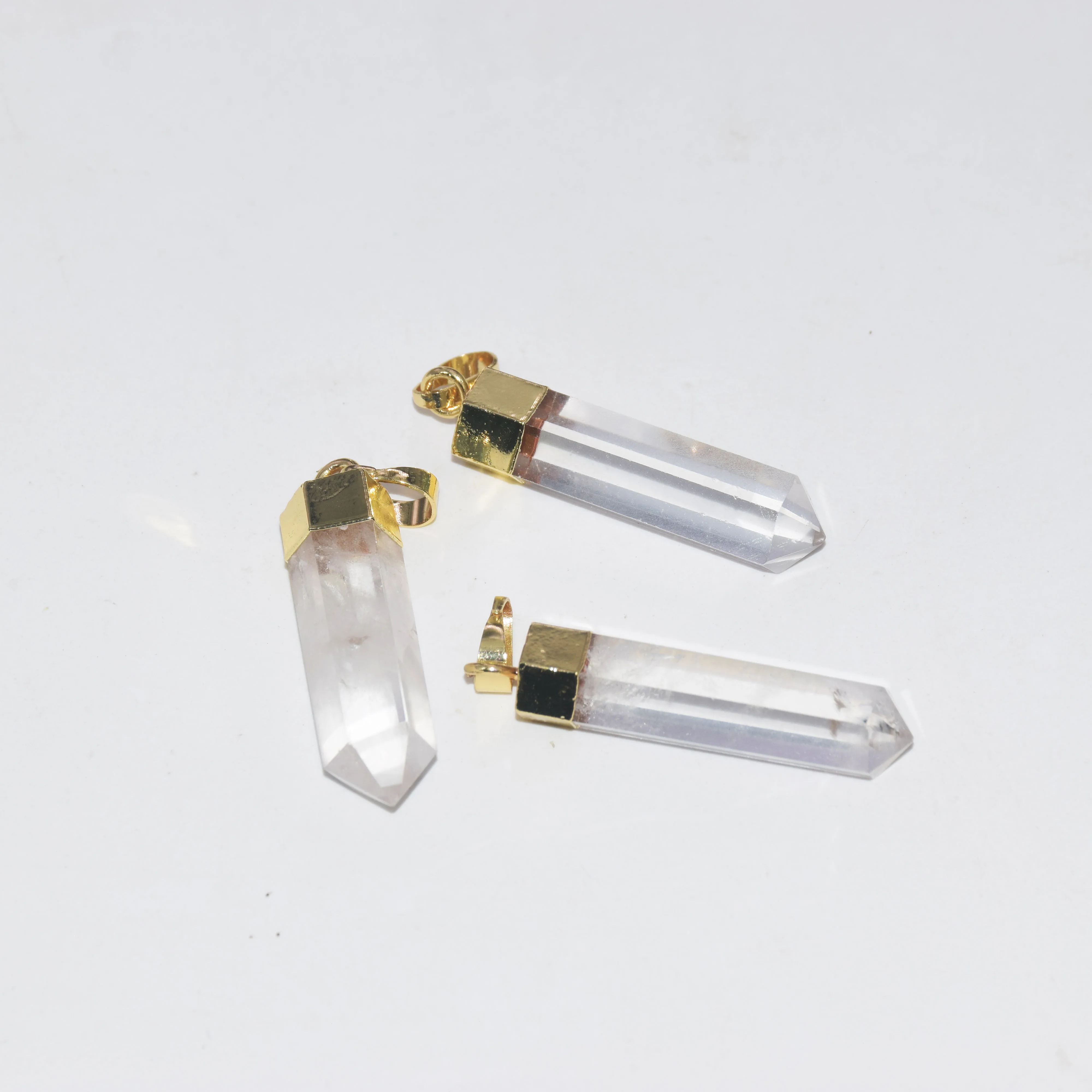 

Natural Clear Crystal Quartz Hexagonal Pendant for Women Gold Cap Top Pendulum Pillar Rock stone point pendant femme 2019 Gift