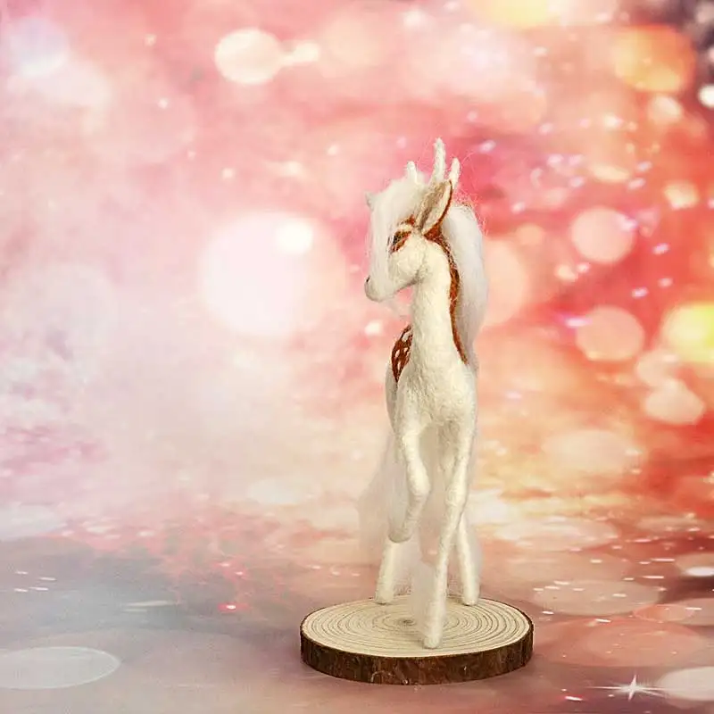 Non-Finished Felt Christmas Family Wedding Decoration Gift DIY Handmade Unicorn Deer Wool Needle Felt Decoration Material Kit
