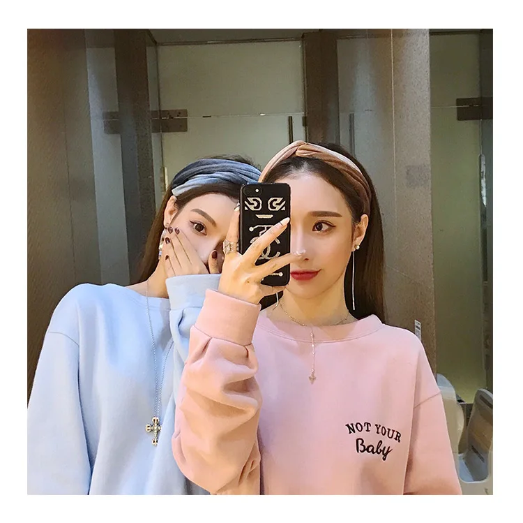 6452016295_325868850