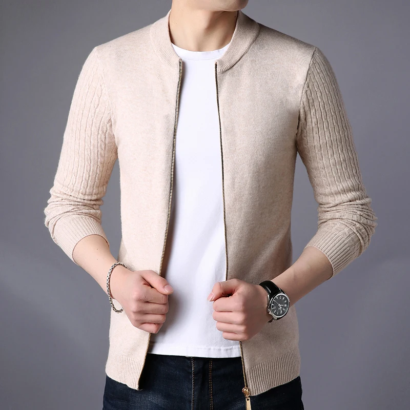 sweater with collar and zipper