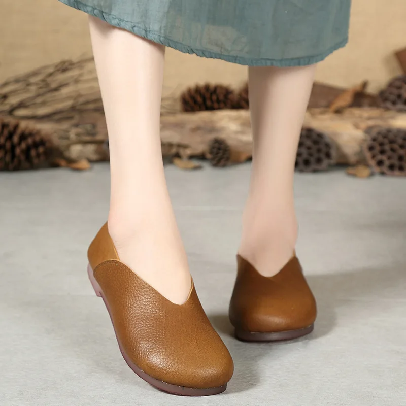 

Spring 2019 Retro FLats Women Leather Loafers Lazy Shoes Women Handmade Genuine Leather Womne Flats Slip on Casual Style