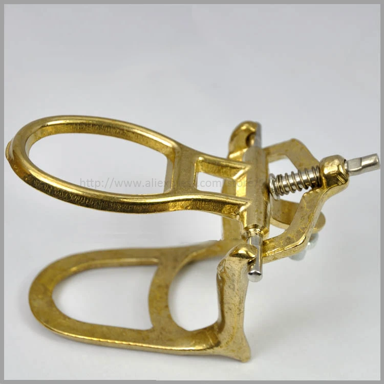 Cadre dentaire de prothèse dentaire de mâchoire d'articulateur dentaire outil de cuivre moyen assurance de qualité d'articulateur de cuivre: Pas cher Cadre dentaire de prothèse dentaire de mâchoire d'articulateur dentaire outil de cuivre moyen assurance de qualité d'articulateur de cuivre, Acheter Trousses De Toilette de qualité directement des fournisseurs de Chine:Cadre dentaire de prothèse dentaire de mâchoire d'articulateur dentaire outil de cuivre moyen assurance de qualité d'articulateur de cuivre
Appréciez✓Transport maritime gratuit dans le monde entier ✓Vente à durée limitée✓Facile à rendre Type de l'article: Kits d'articles de toilette Applicable scenarios: commercial 