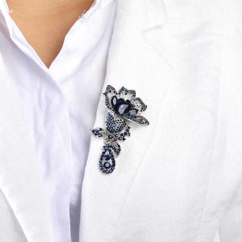Blucome Big Rhinestone Brooches For Women Elegant Wedding Bridal Brooch Shawl Hijab Pins Fine Jewelry Famous Relogios Feminino