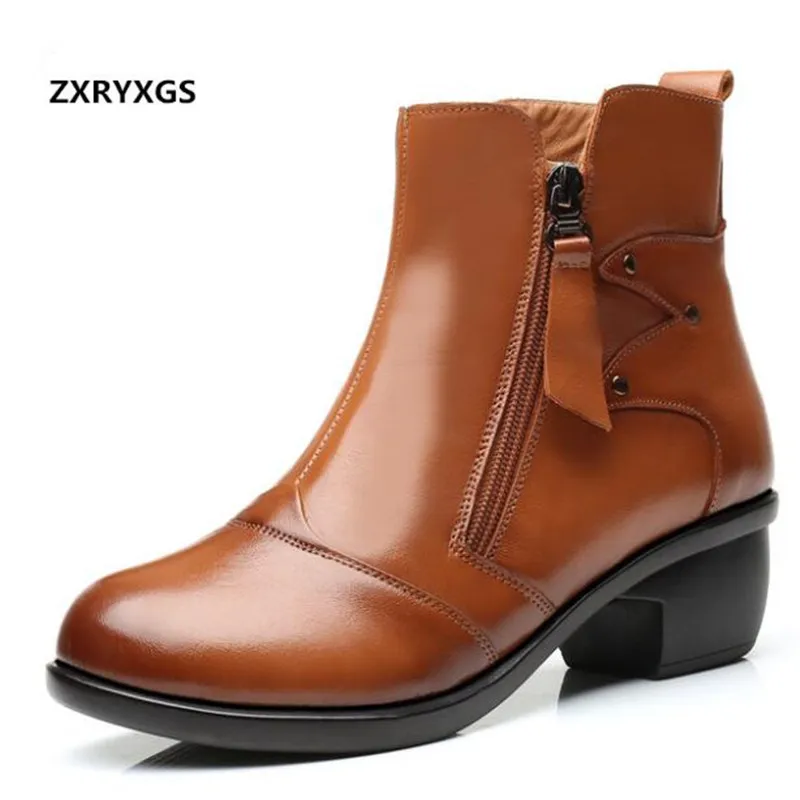 Cena HOT 2019 nowa jesienna moda damska buty Martin buty buty z prawdziwej skóry gruby obcas buty w średnim wieku buty dla matek kobiet buty