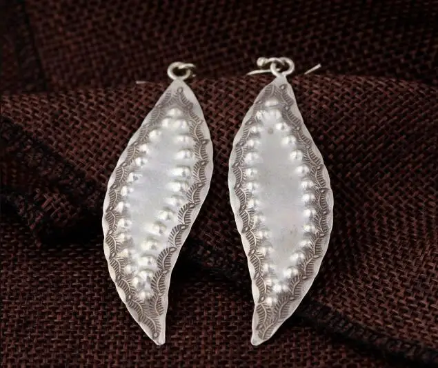 silver-earrings019c