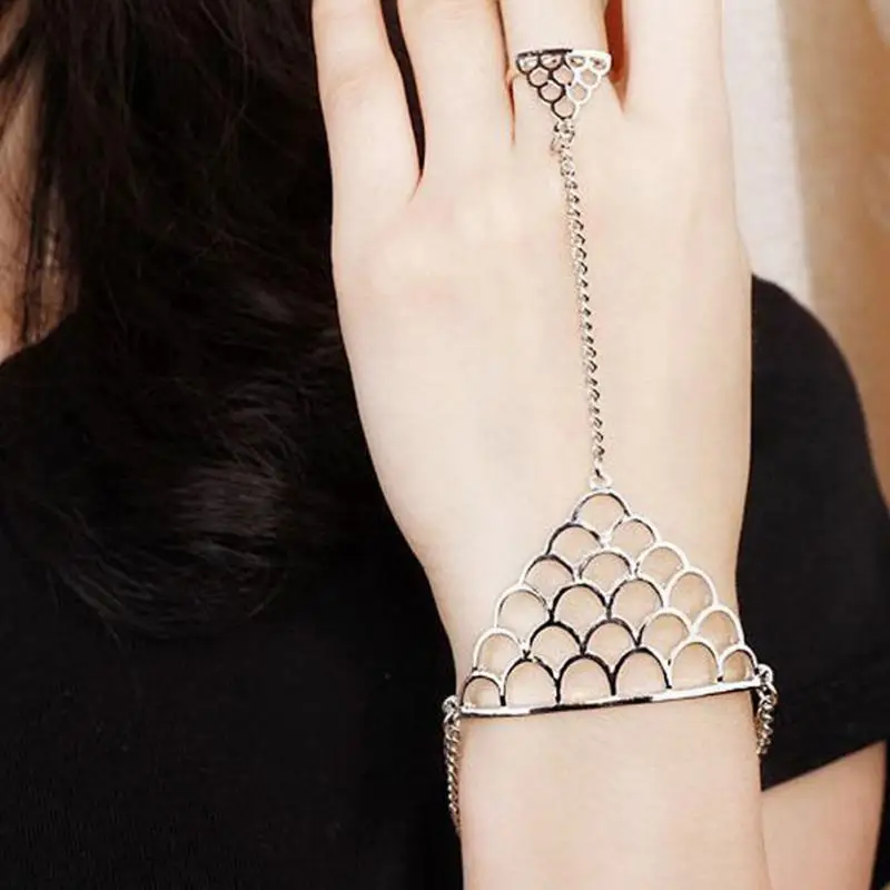 

Punk Gold Silver Chic Bracelet Bangle Slave Chain Link Finger Ring Hand Harness