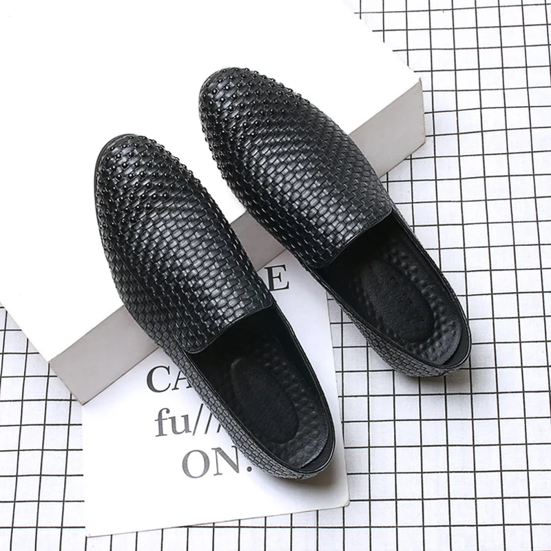 Sapatos Condução Homem Rebites Toe Mocassins 2018 Loafers Moda Marca Flats Black Casuais Suave De Homens Nova Couro P1vxzq
