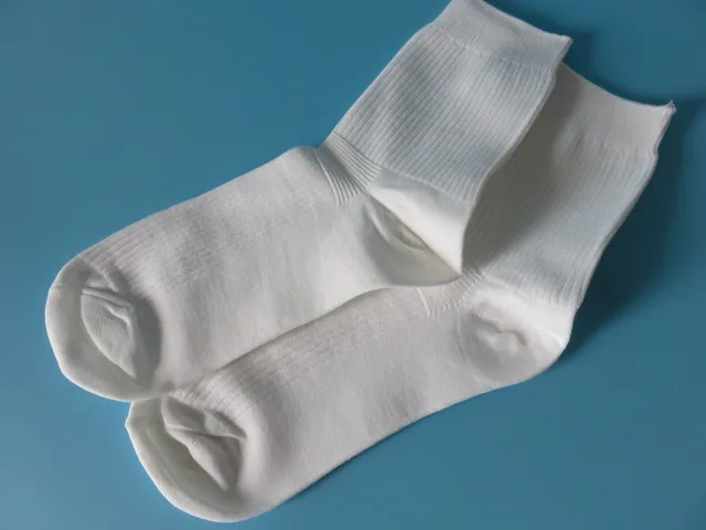 1 пара белых магнитных носочков с дальним инфракрасным излучением на весну и зиму, носки с магнитной терапией, носки для здоровья, акупунктурный массаж ног, турмалин