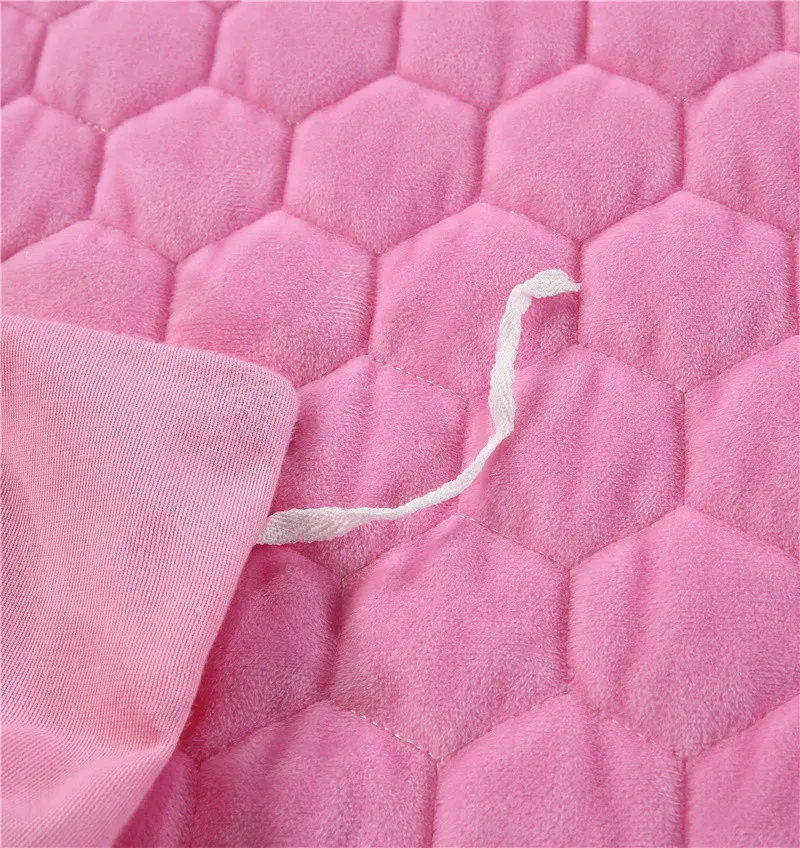 (5)