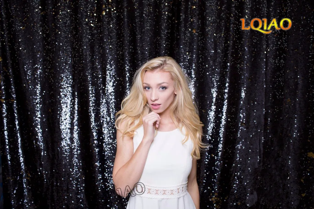black sequin backdrop-001