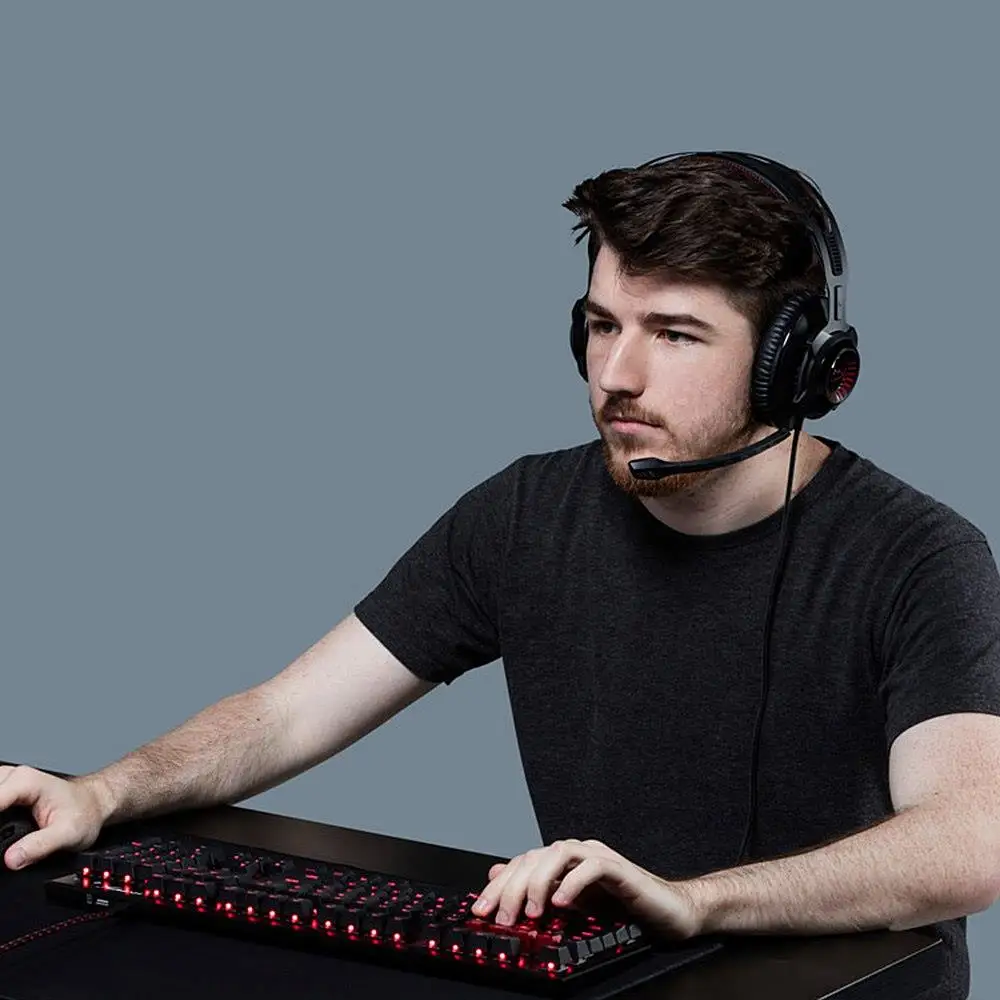 Kingston virtual 7 1 HyperX Cloud Revolver наушники с шумоподавлением микрофоном игровая гарнитура
