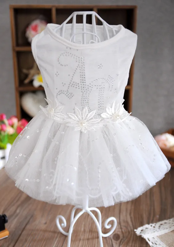 Vestido branco para cachorro Clearance