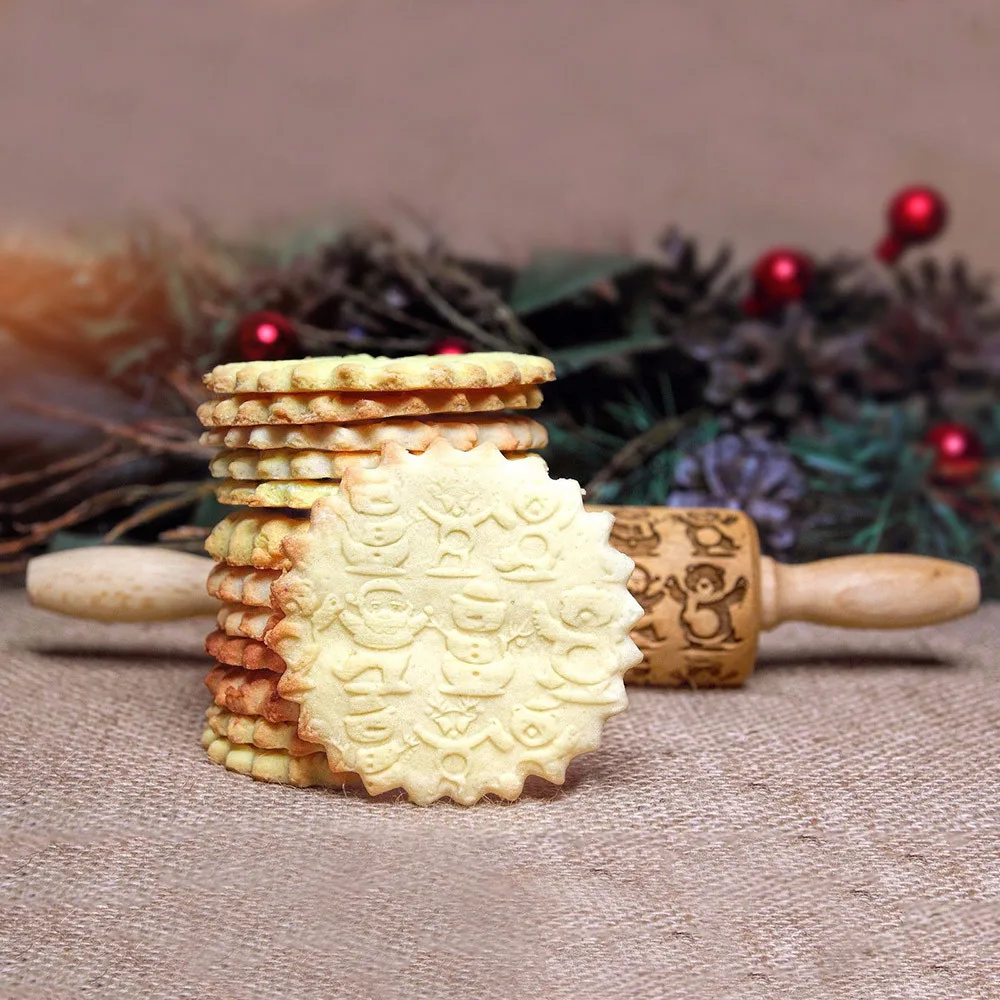 

Cute Bear Embossed Rolling Pin Carving Wood Baking Biscuit Fondant Cake Dough Rolling Pin