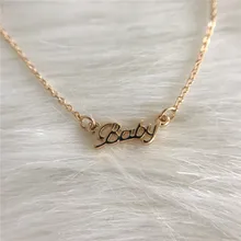 Модные ювелирные изделия ожерелье золотого цвета детские буквы логотип кулон для женщин Девушка