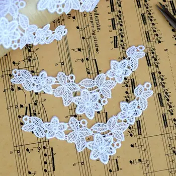 

1/meter bleach white fine flower paste width 3*10.5 cm
