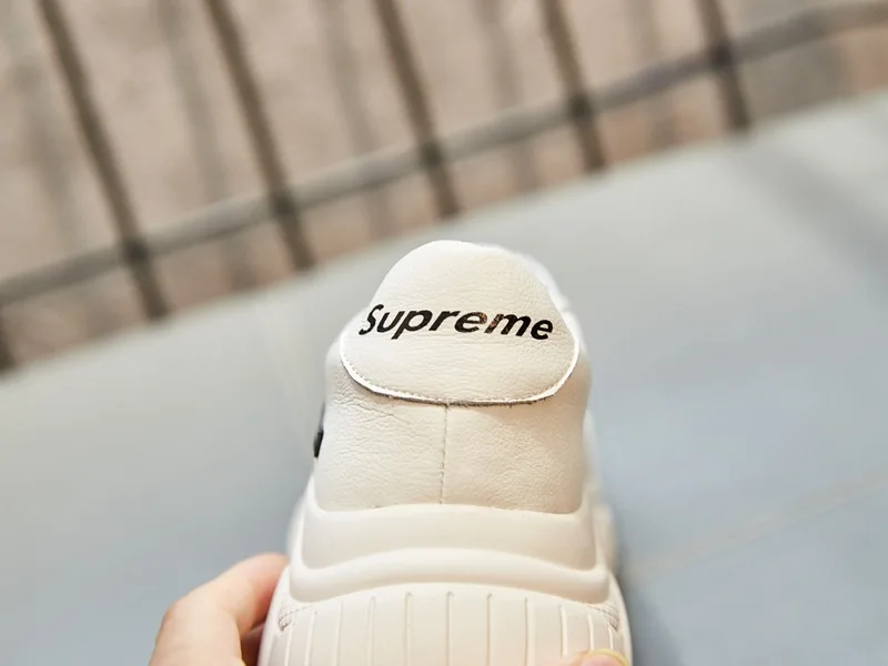 1 (10)