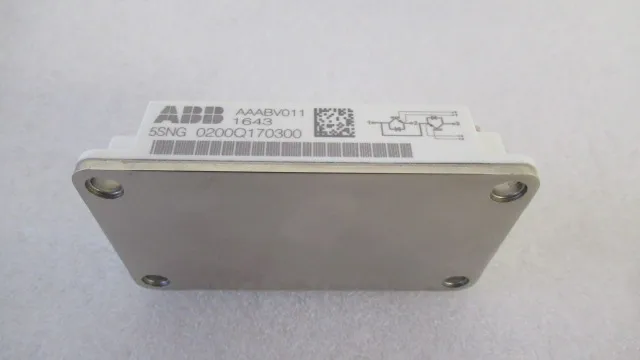 Конденсатор MKP 1,44/A 100uF±5% Un = 400 V-Urms = 250V Италия Сделано