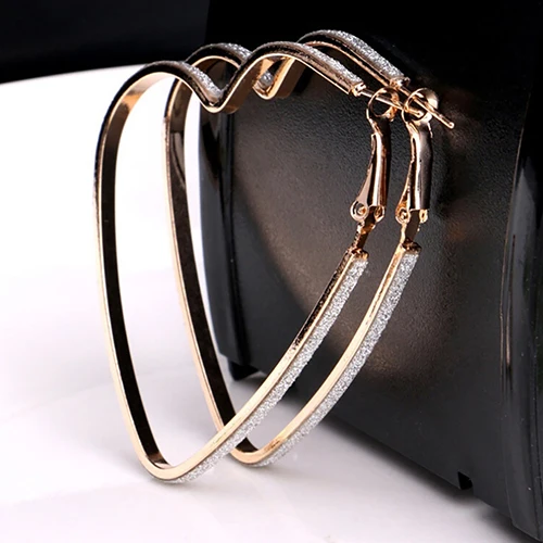 

Women's Fashion Large Hollow Heart Sparkling Hoop Eardrops Jewelry