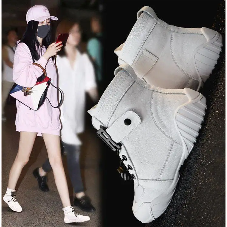 Boots women's booties 2018 new thin boots flat bottom wind single short tube Korean version of the wild boots