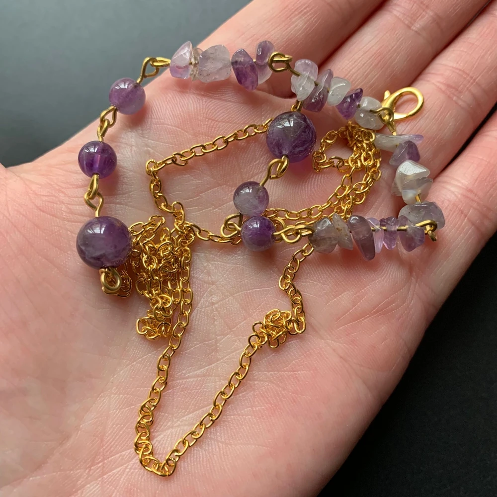 amethyst beads chips chain necklace detail