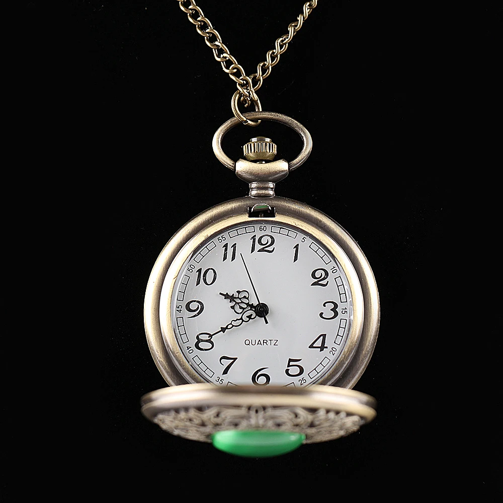 New Fashion Nursing Watch Quartz Pocket Watch Big Hollow Emerald Stone Vintage Necklace Pendant Clock Chain Mens Womens Gifts