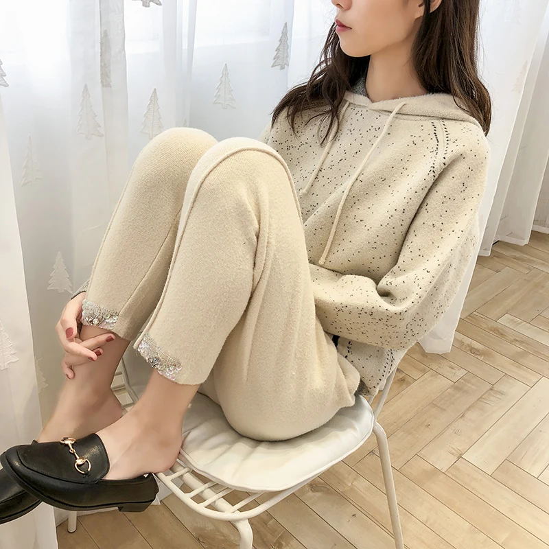 

Tracksuit 2018 Women Set Full Beading Hoodies Crop Top Knitted Sweatshirt+ Hooded 2 Pieces Sets Women Clothing Suits Female