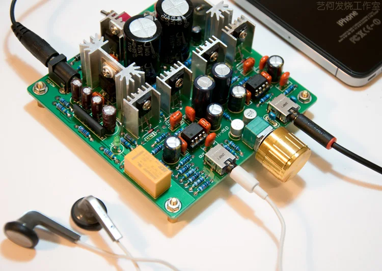 

The YH-HiFi A10 headphone amplifier is also used as a preamplifier.