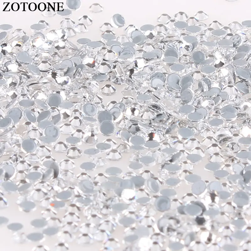 White rhinestones glass