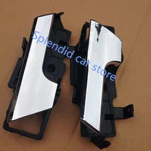 The parts inside the door shake handshandle is suitable for Chevrolet lova and aveo car door, and divided into left and right .
