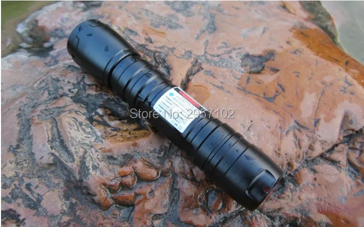 30 w 300000 m 650nm عالية الطاقة مؤشر ليزر أحمر قلم ليزر التركيز حرق مباراة أسود مضاءة السجائر الأحمر الليزر شعاع 5000 متر الصيد 30 w 300000 m 650nm عالية الطاقة مؤشر ليزر أحمر قلم ليزر التركيز حرق مباراة أسود مضاءة السجائر الأحمر الليزر شعاع 5000 متر الصيد