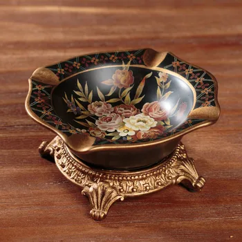 

American country retro decorative ashtray creative resin ashtray European retro candy plate desktop trash lo911450