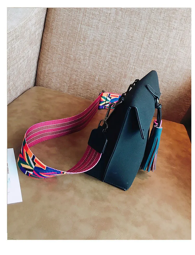 5004867719_2051307013