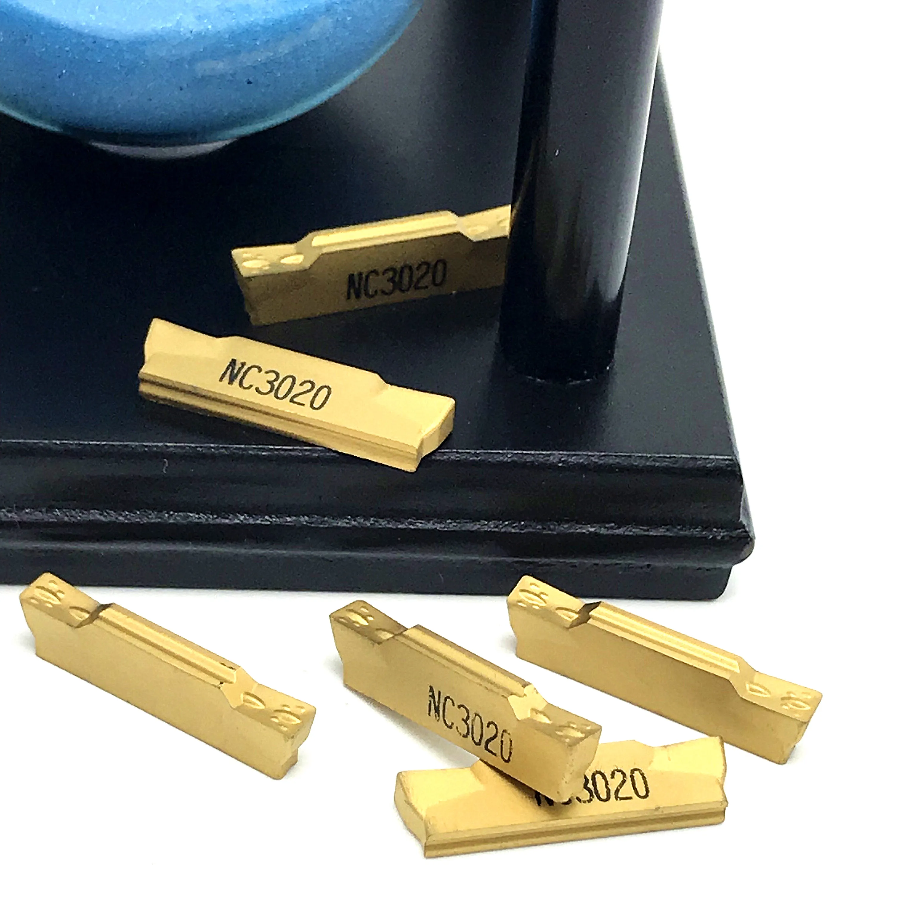 

grooving tool MGMN150 MGMN200 MGMN300 PC9030/NC3020/NC3030 grooving carbide inserts CNC metal lathe tools Parting and grooving