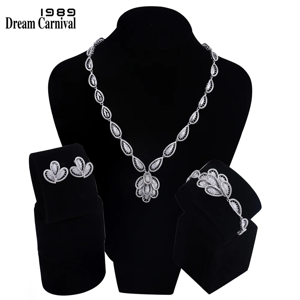 

DreamCarnival 1989 Trendy Design White Cubic Zirconia Stone Unique Banquet Anniversary Wholesale Luxury Jewelry Set SN02137-PS3R