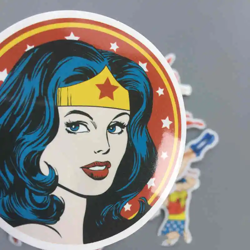 WONDER WOMAN *OFERTA* Pegatina Sticker
