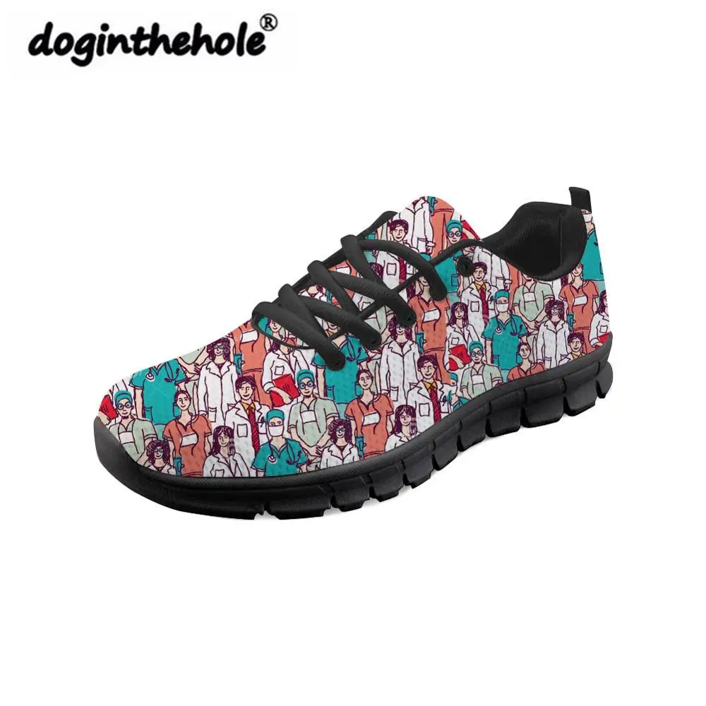 Doginthehole/Женская обувь; больничные кроссовки с принтом для подростков; Легкая сетчатая обувь на плоской подошве; женская обувь для медсестры на шнуровке - Цвет: YQ2412BAQ