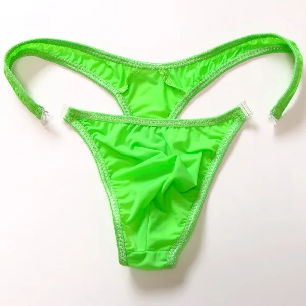 Салатовые стринги. Трусы reebok женские салатовые стринги. Зеленые мужские стринги. Зеленые стринги женские. Зеленые стринги.