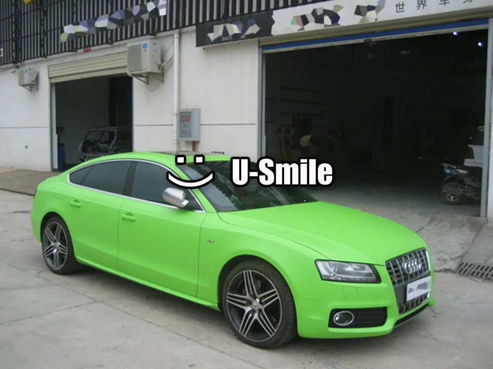 Apple-Green-Matte-Car-Wrap-07
