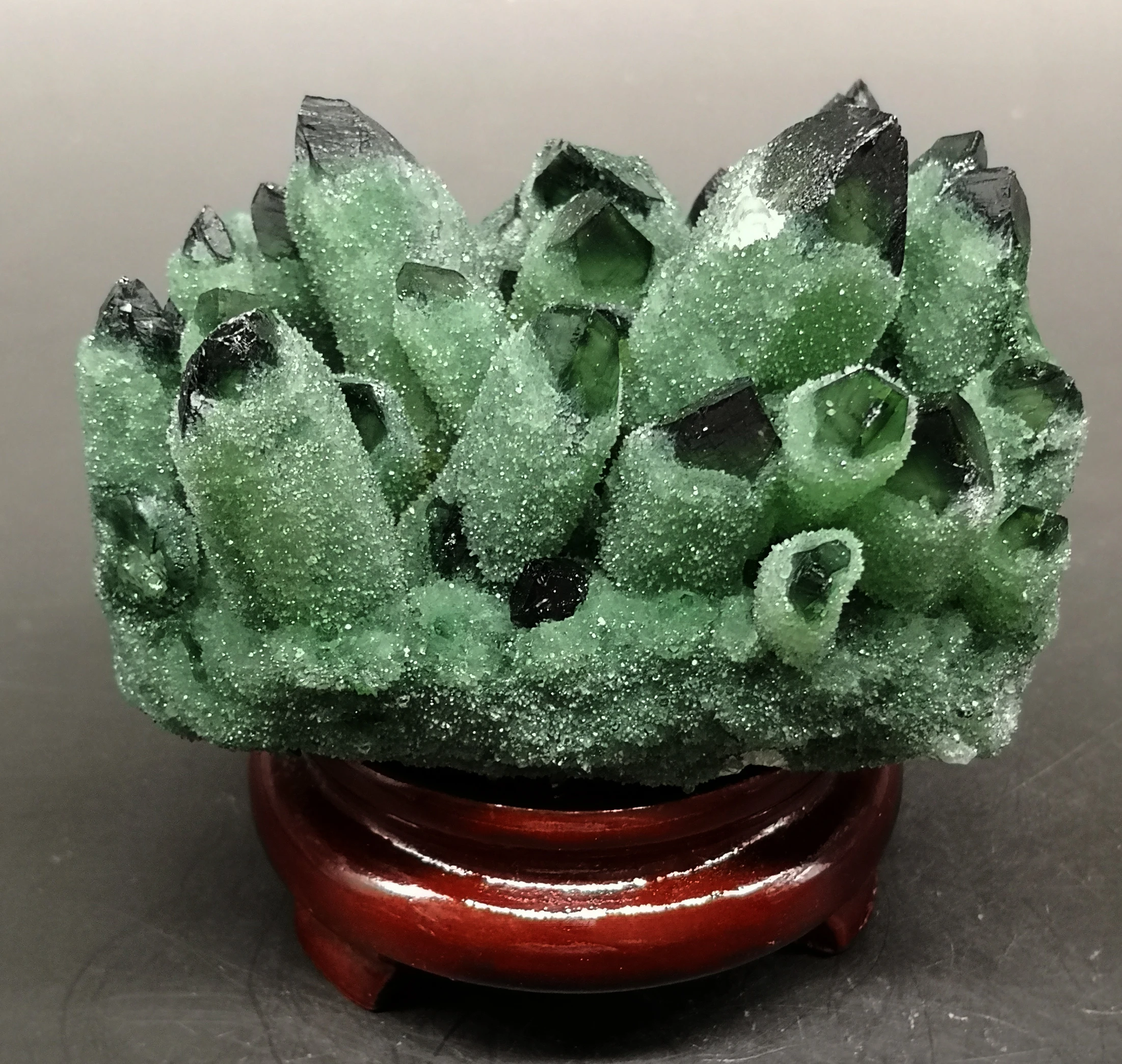 

544g Natural Green Ghost Phantom Quartz Crystal Cluster Crystals and stones Healing Specimen Decoration Free gift wooden base