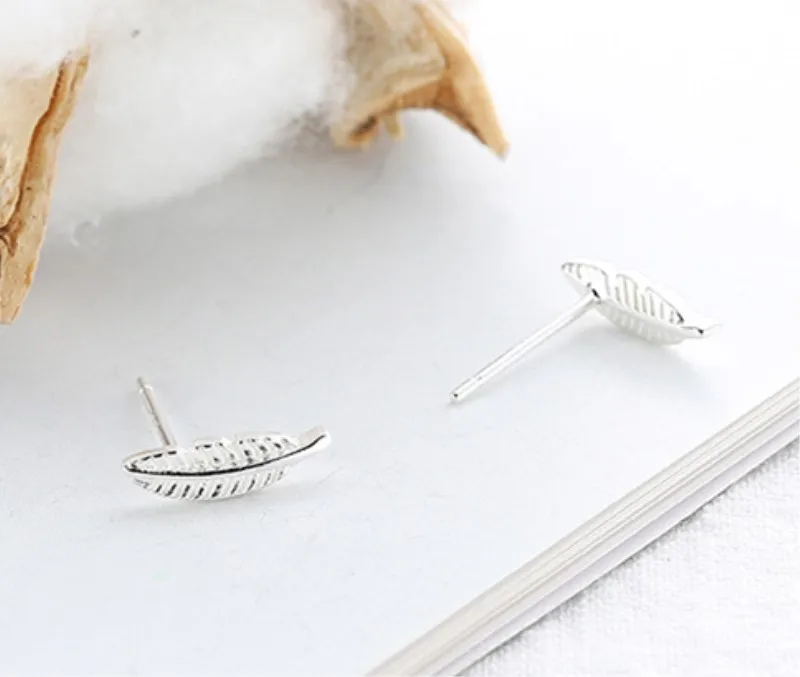 

Hot Sale Feather shape Earrings With S925 Silver Color Clear CZ Stud Earring For Woman Fashion Jewelry Party brincos femin