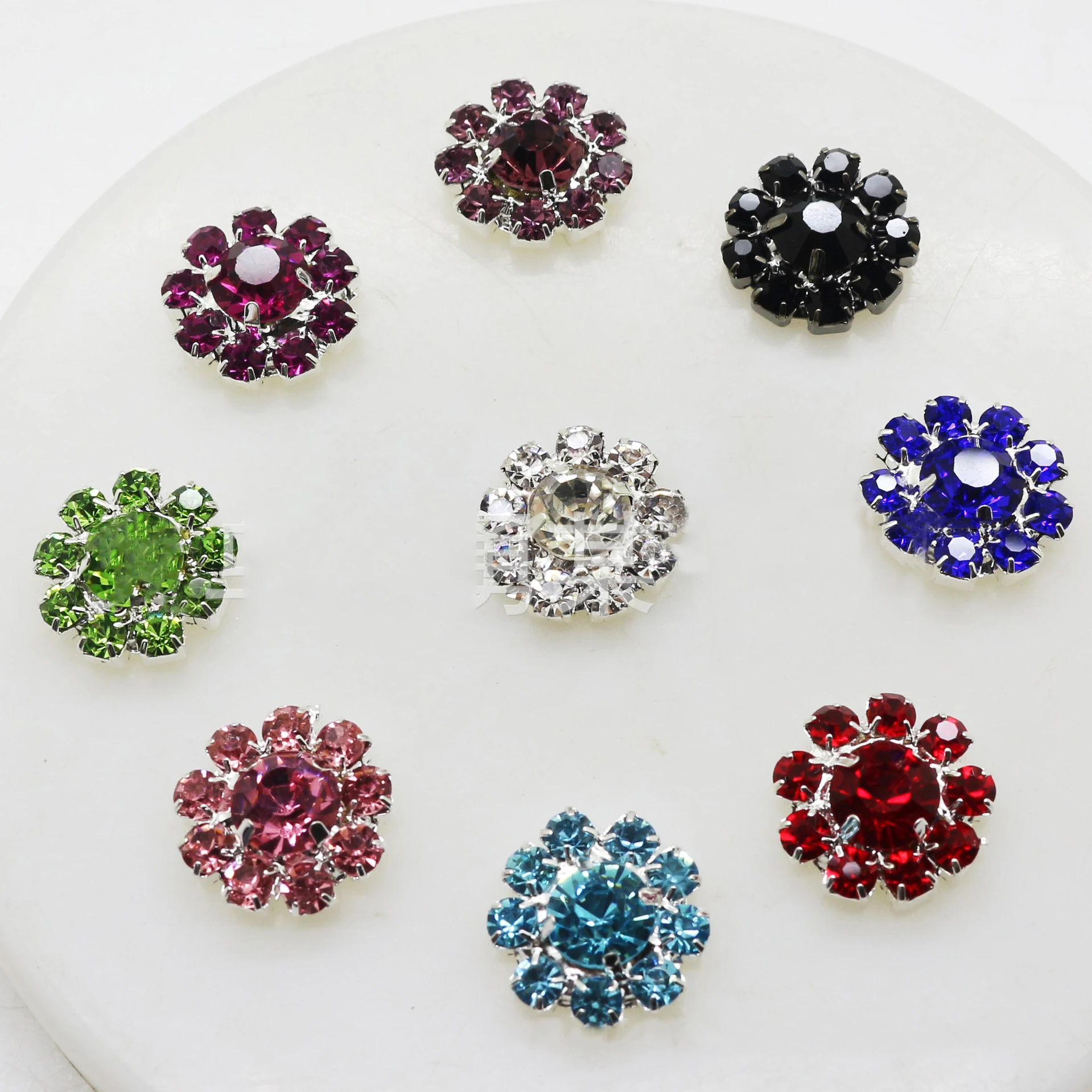 12mm CLEAR ACRYLIC RHINESTONE FLOWER CLUSTER SEWING CRAFT SHANK BUTTONS