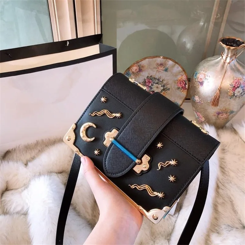 

2019 Newest Famous Designer Brand Women Purses and Handbags Luxury Fashion Shoulder Messenger Bags