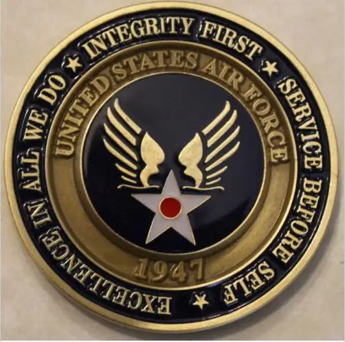 Бесплатная доставка DHL авиакомпания Air Force Airman Award Aim High. .. Fly Fight Win Challenge Coin/USAF | Дом и