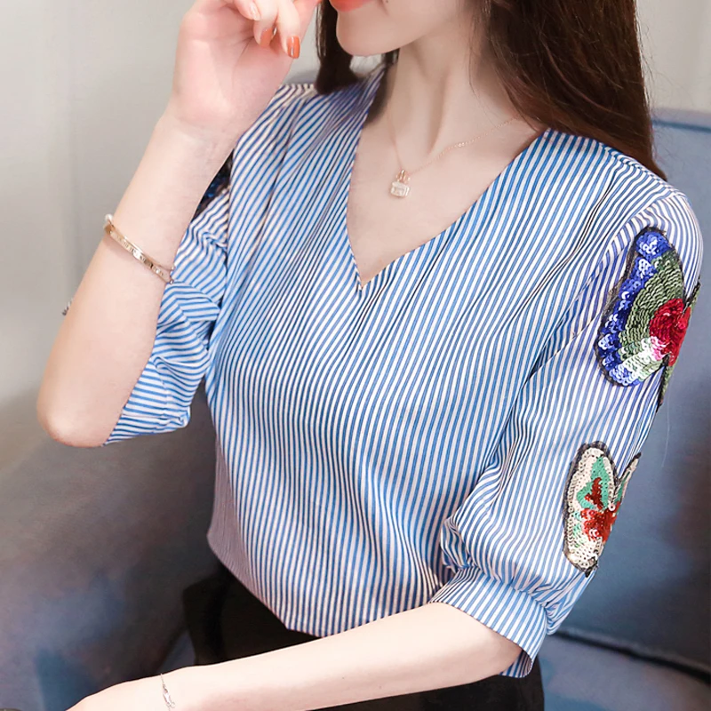 

Summer 2019 Spring Appliques New Chiffon Women Shirt Women Tops V-neck Half sleeve Butterfly Casual Bottoming Blouse Shirt 60B2
