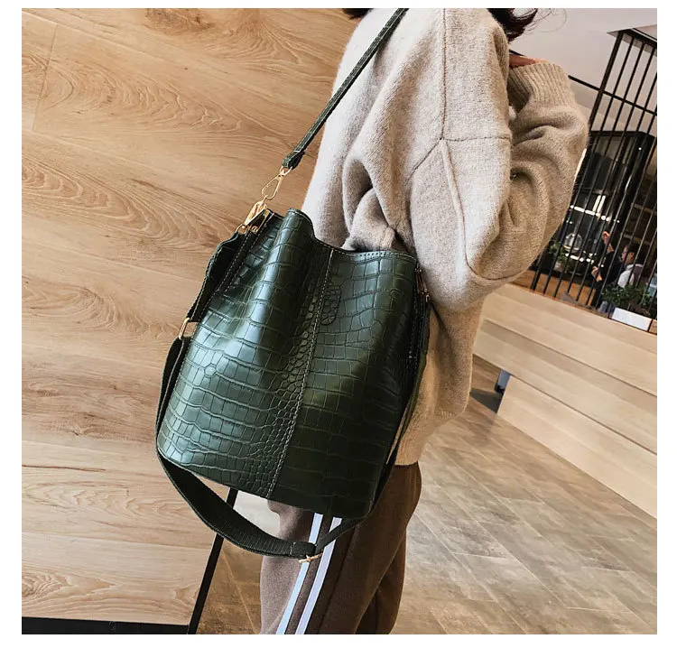 Large Capacity Alligator Bucket Bags Women Crocodile Pattern Handbag Casual Crocodile Shoulder Messenger Bags Ladies PU Purse