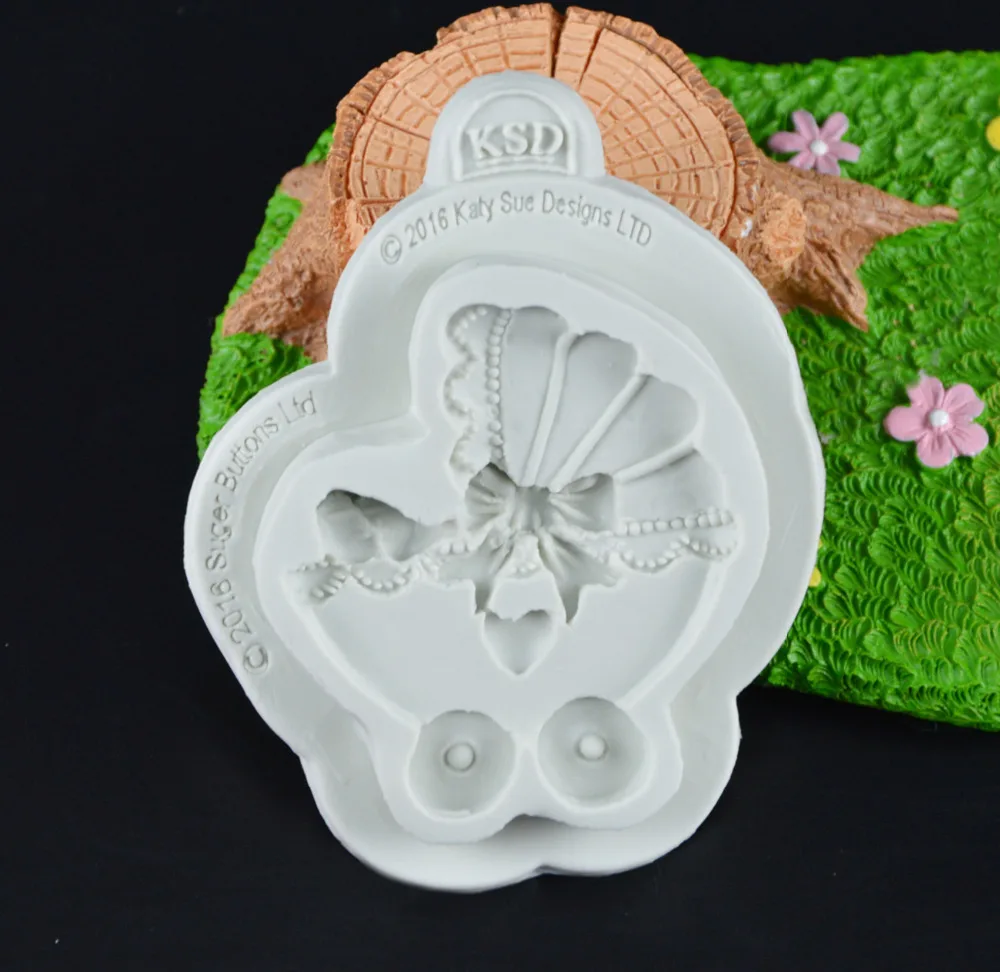 

Luyou New DIY Baby Car Shape Chocolate Candy Jello 3D Mold Mould Cartoon Figre/Cake Tools FM1156