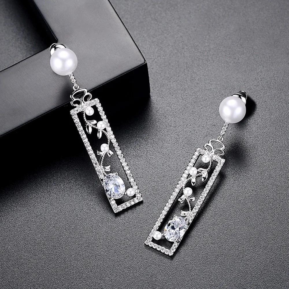 Tanie Marka luoteemi elegancki delikatny geometryczny kształt kwiatu wyczyść sztuczna perła CZ spadek kolczyki prezent dla przyjaciółki żona mama